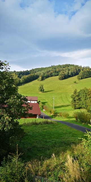 Cesta k domu v kopcích